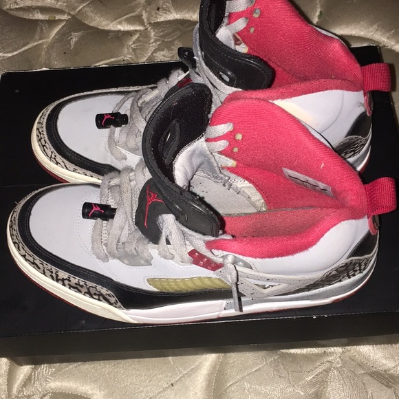 Wolf grey Jordan spizikes - Picture 3 of 3